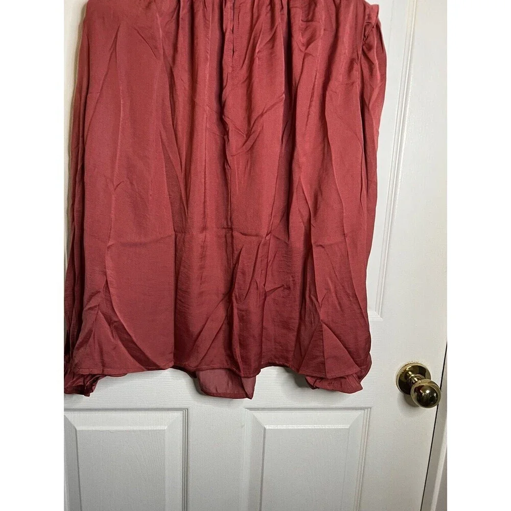 Women’s Red Long Sleeve Blouse Size Medium NWOT - Picture 9 of 10